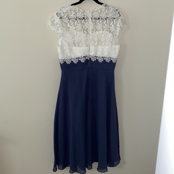 JJs house dress - Picture 2 of 7